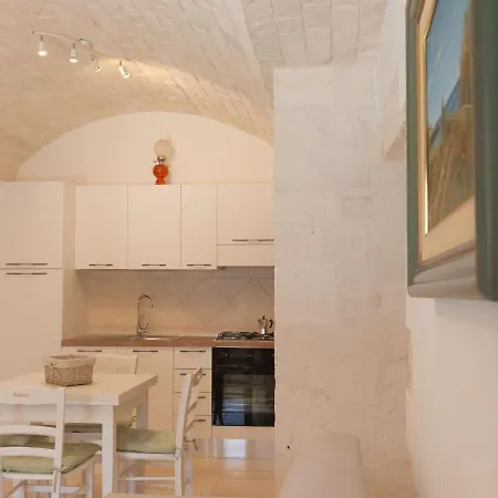 Trullo Il Focolare Holiday home *