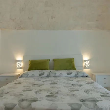 Holiday home Trullo Il Focolare Cisternino