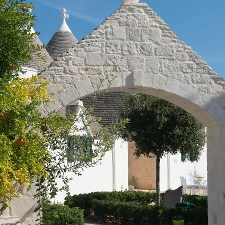 Holiday home Trullo Il Focolare